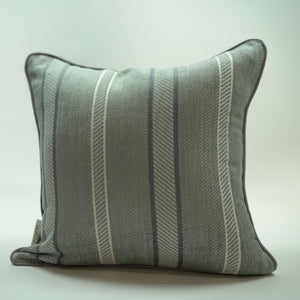 Thick and Thin / gray